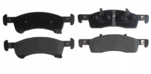 Klocki przód Lincoln Navigator Ford Expedition 03-