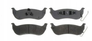 Klocki tył tylne Chrysler Pacifica CS 2004-2008